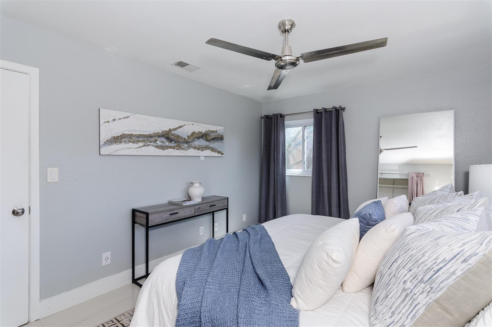 1435 77TH AVE N, ST PETERSBURG, FL, 33702