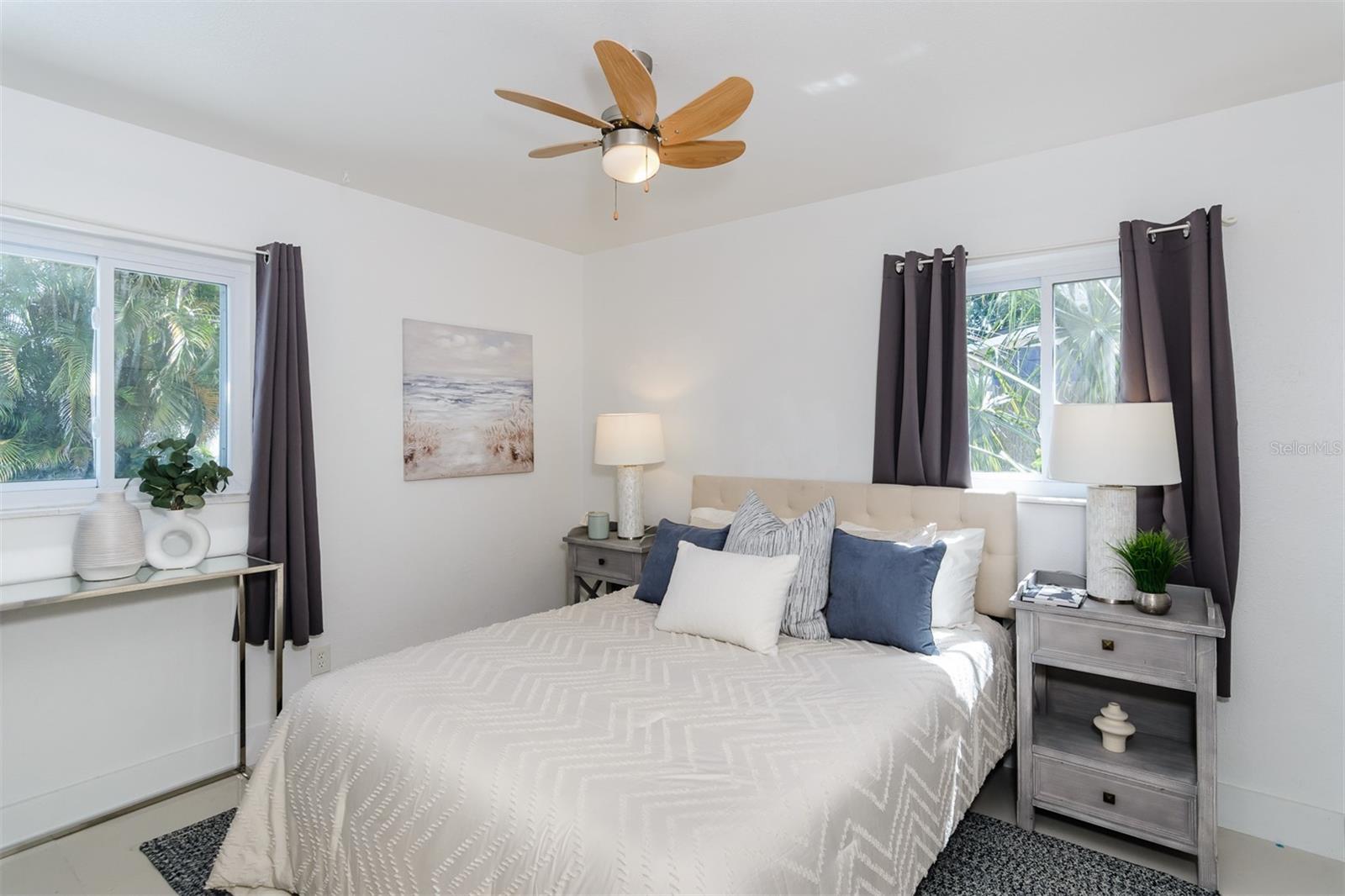 1435 77TH AVE N, ST PETERSBURG, FL, 33702