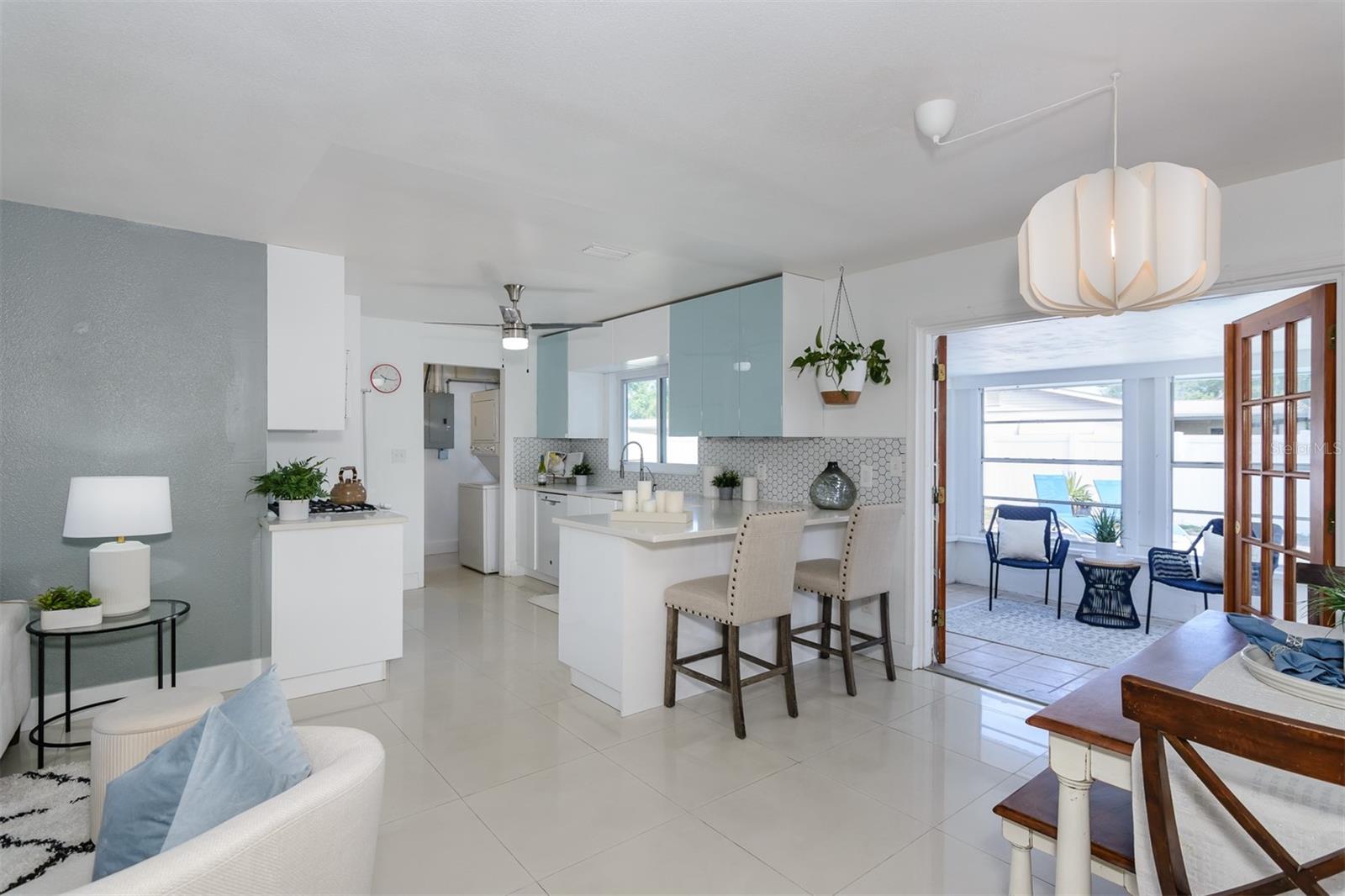 1435 77TH AVE N, ST PETERSBURG, FL, 33702