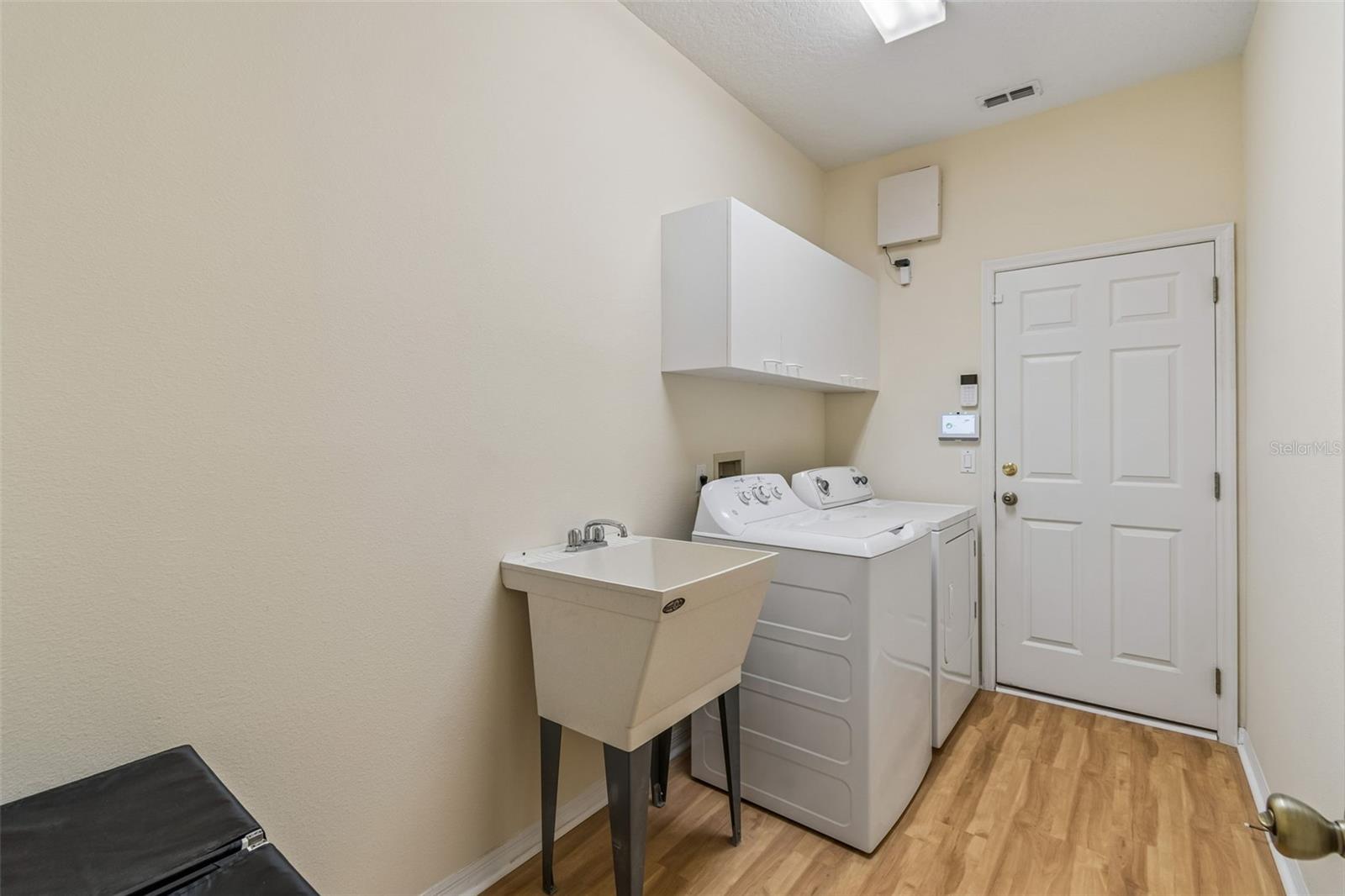 8607 TERRACE PINES CT, ORLANDO, FL, 32836