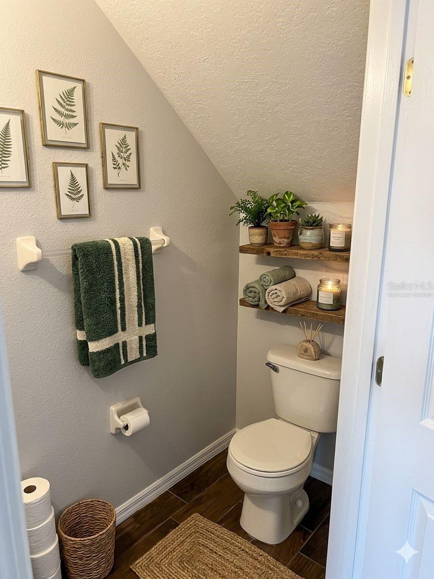 572 CRESTING OAK CIR #19, ORLANDO, FL, 32824