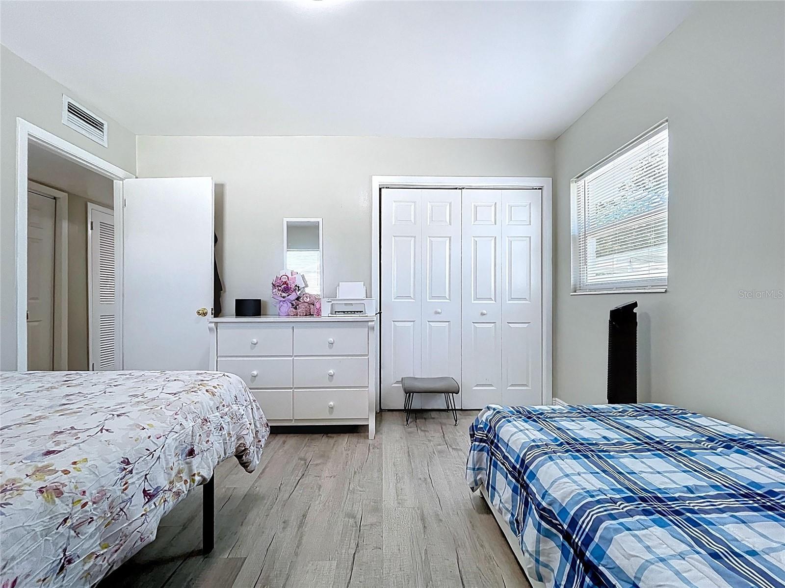 6408 TOWN N COUNTRY BLVD, TAMPA, FL, 33615