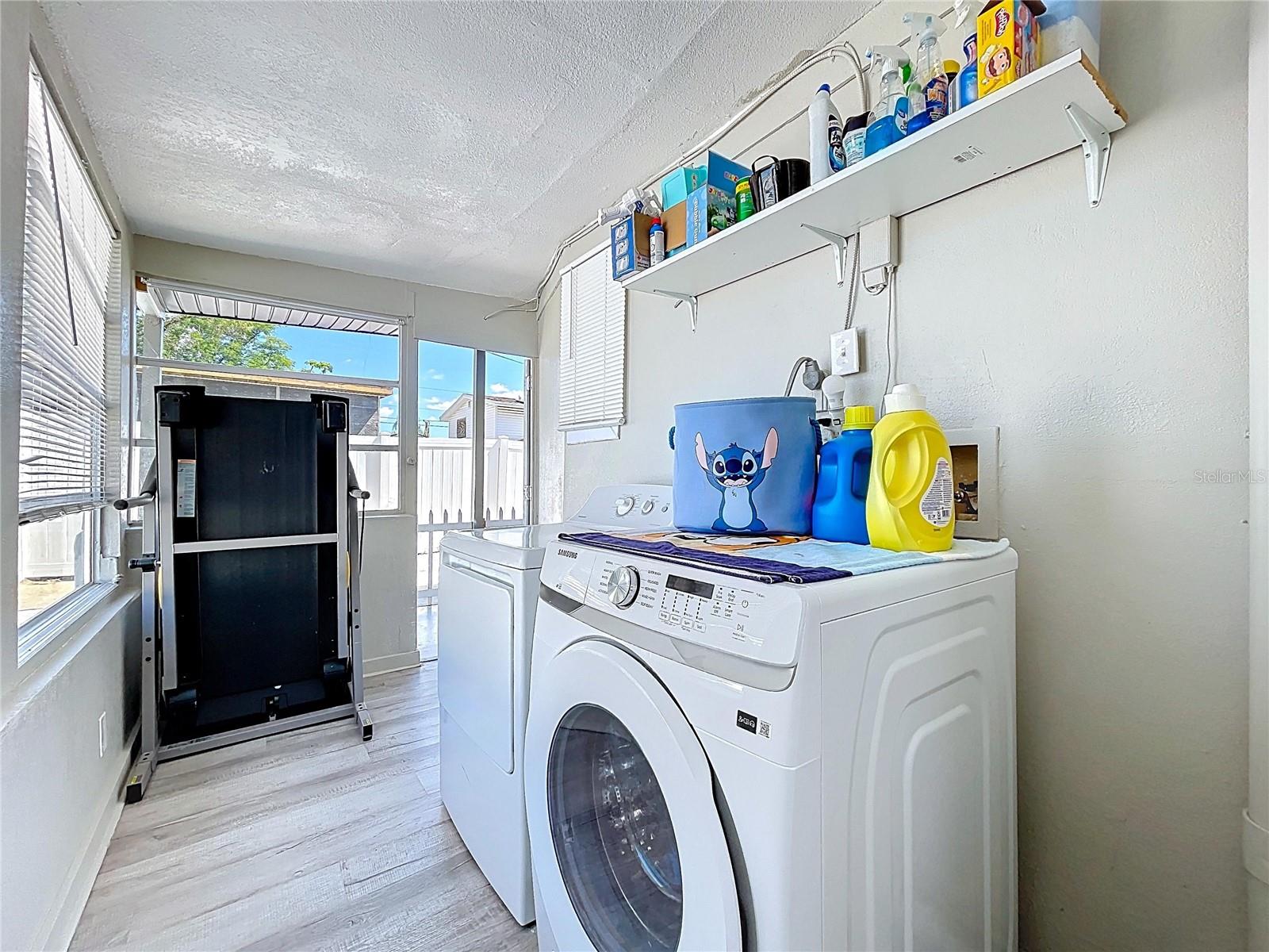 6408 TOWN N COUNTRY BLVD, TAMPA, FL, 33615