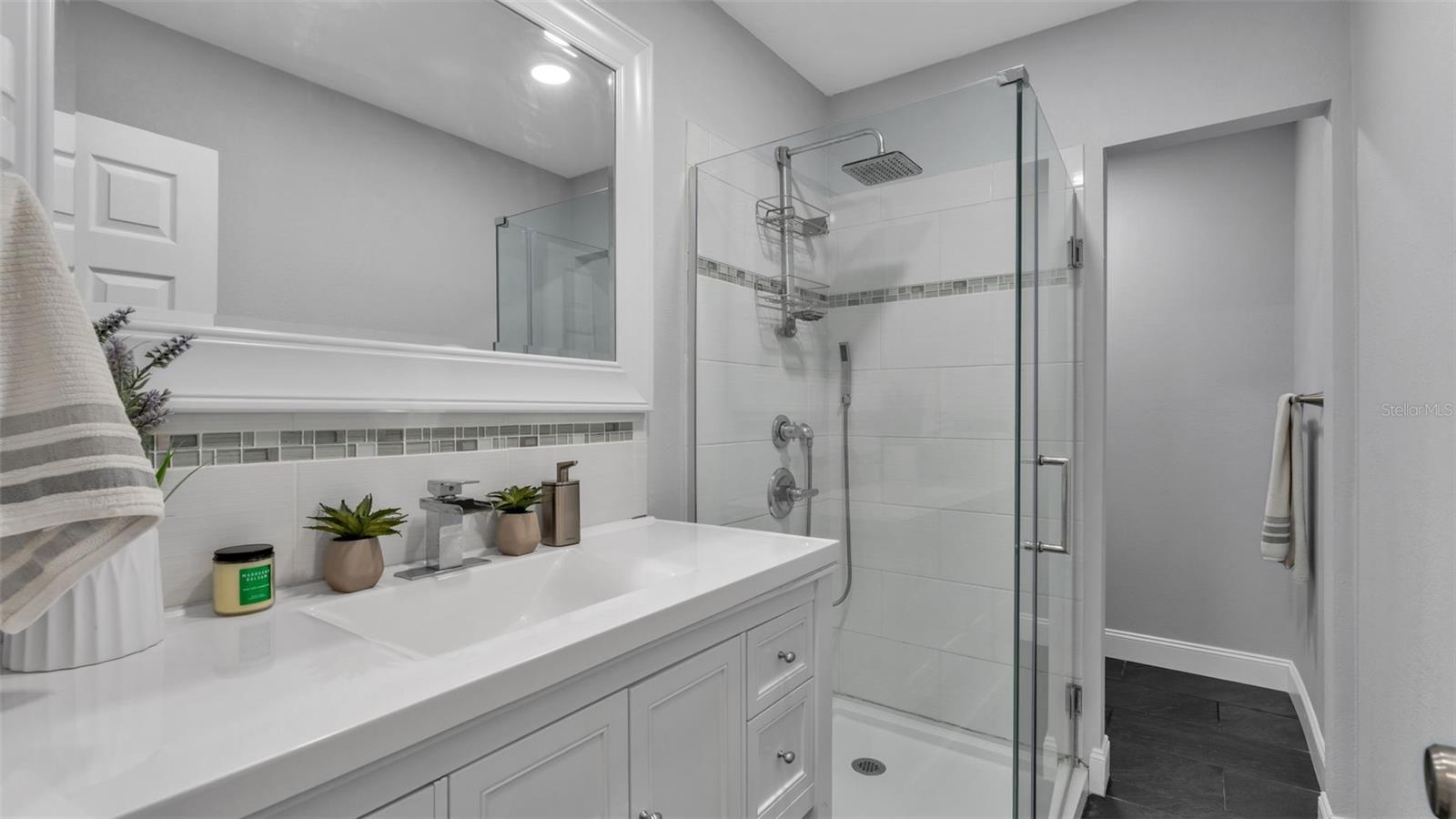 2633 HANDLEY BLVD, LAKELAND, FL, 33803