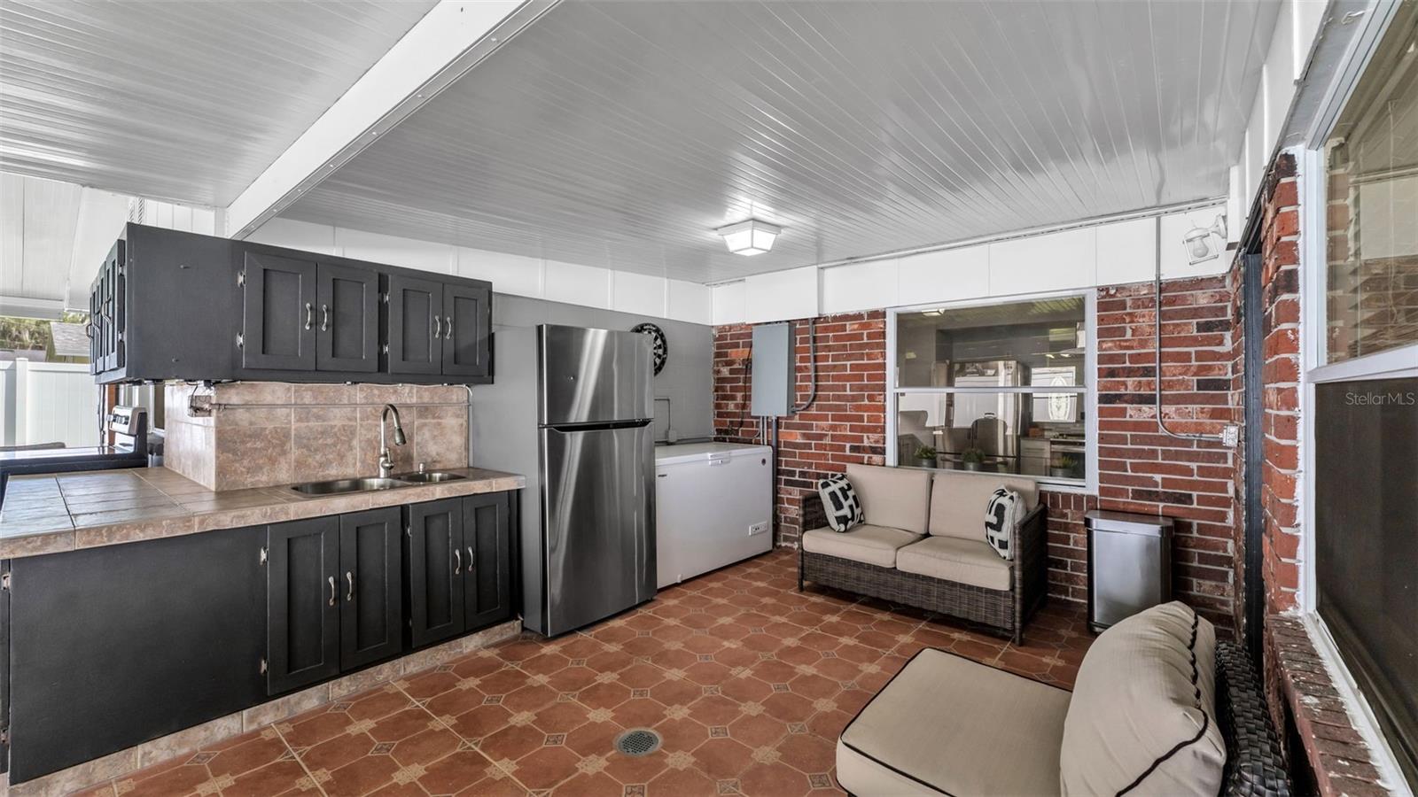 2633 HANDLEY BLVD, LAKELAND, FL, 33803