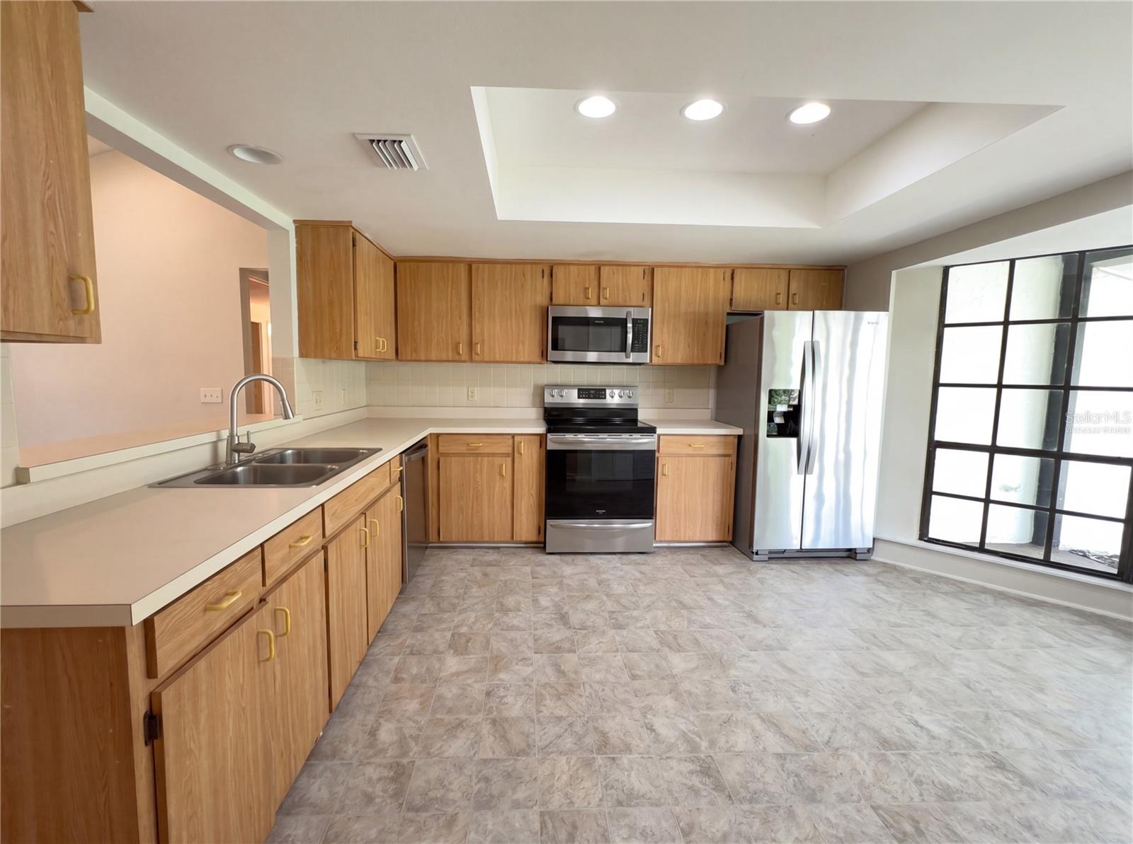 199 E CREST AVE, WINTER GARDEN, FL, 34787