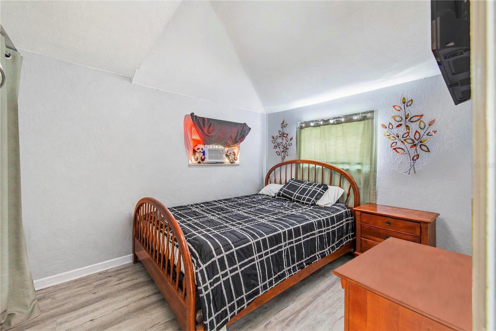 402 E MAIN ST, DUNDEE, FL, 33838