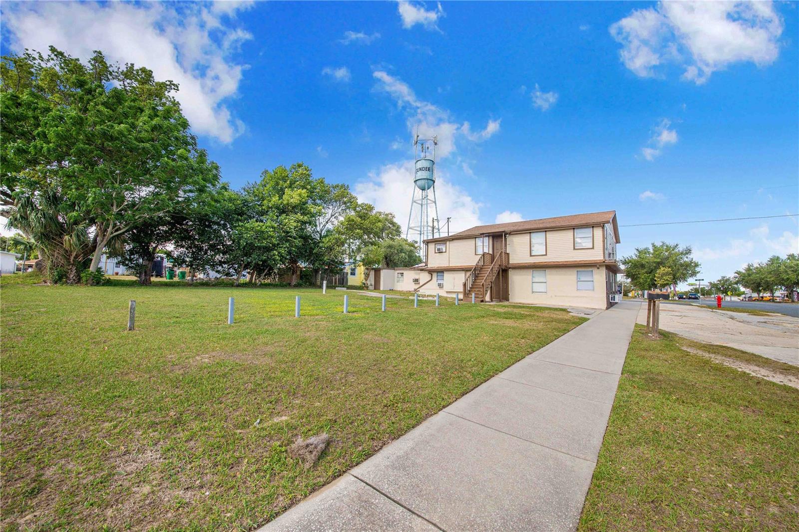 402 E MAIN ST, DUNDEE, FL, 33838