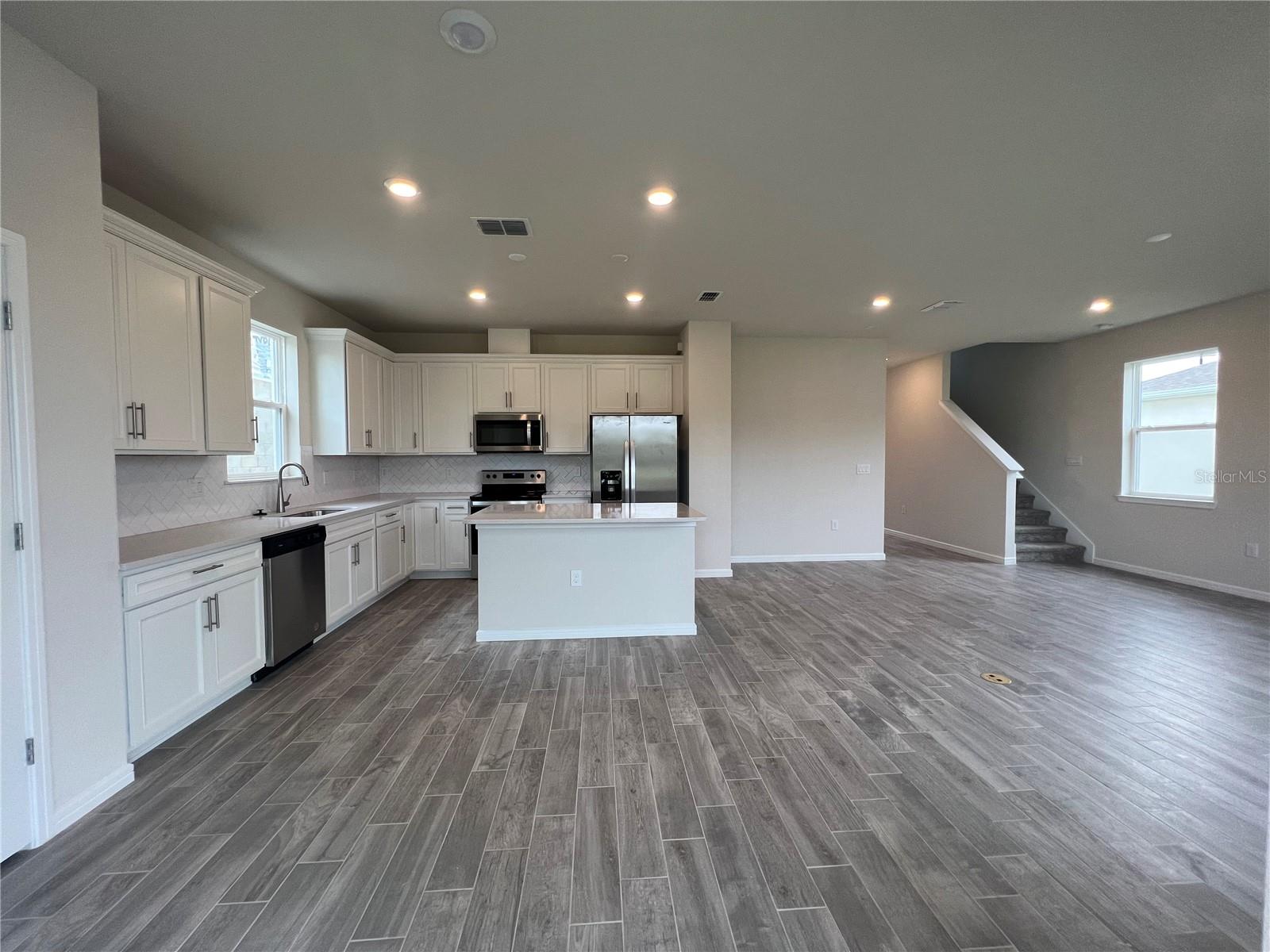 17575 SAW PALMETTO AVE, CLERMONT, FL, 34714