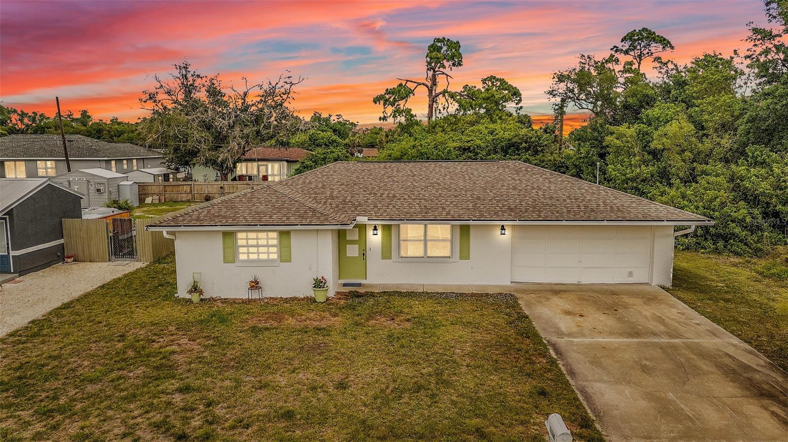 1140 VICTORIA AVE, PORT CHARLOTTE, FL, 33948