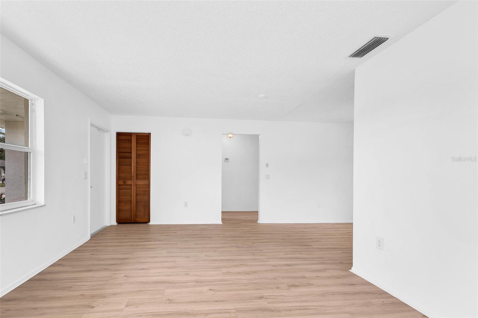 1140 VICTORIA AVE, PORT CHARLOTTE, FL, 33948