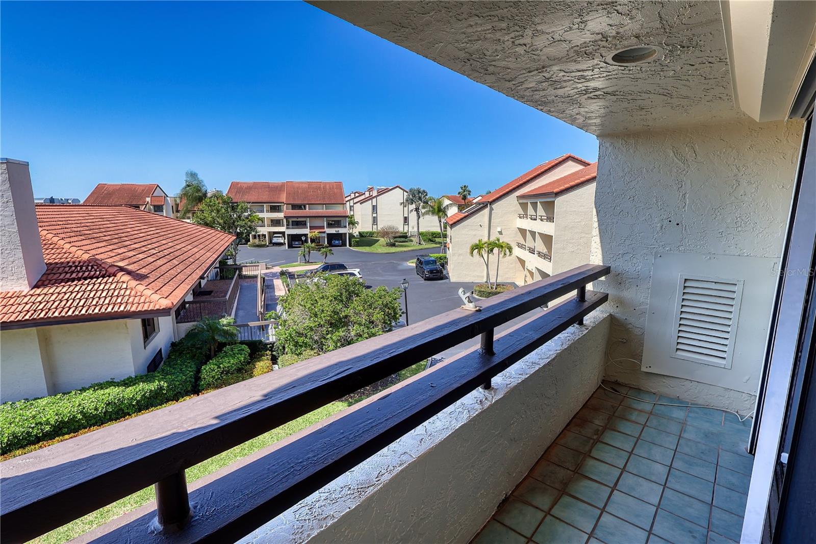 131 1ST ST E #102, ST PETERSBURG, FL, 33715