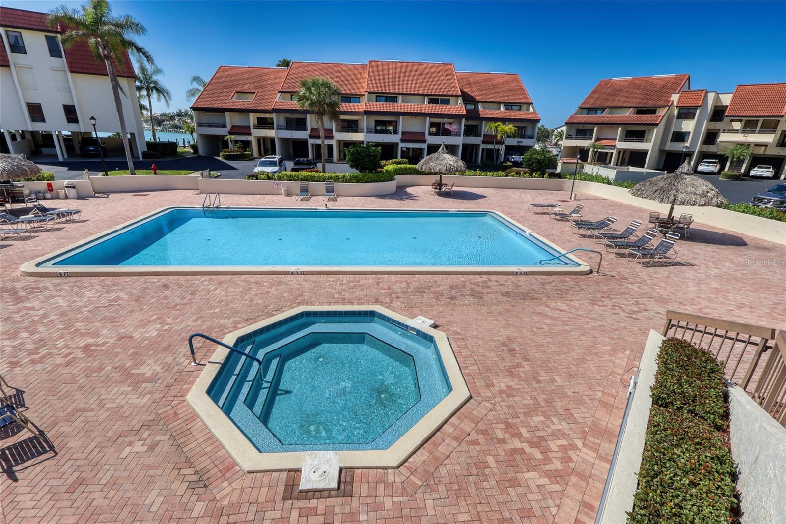 131 1ST ST E #102, ST PETERSBURG, FL, 33715