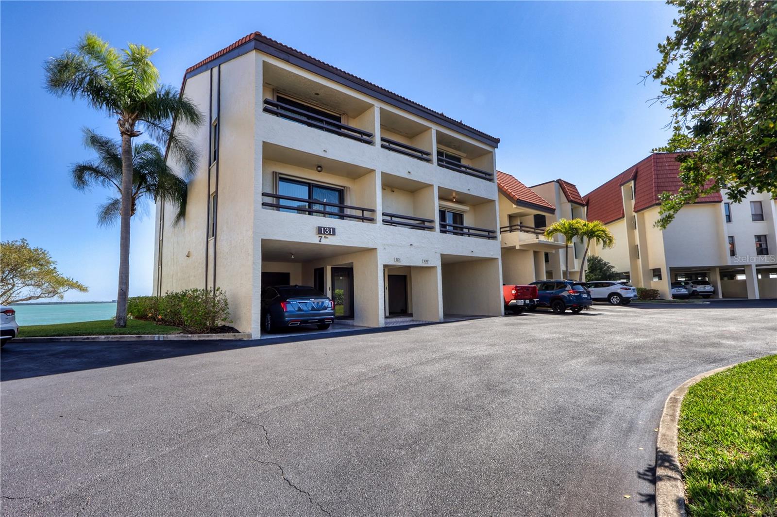 131 1ST ST E #102, ST PETERSBURG, FL, 33715