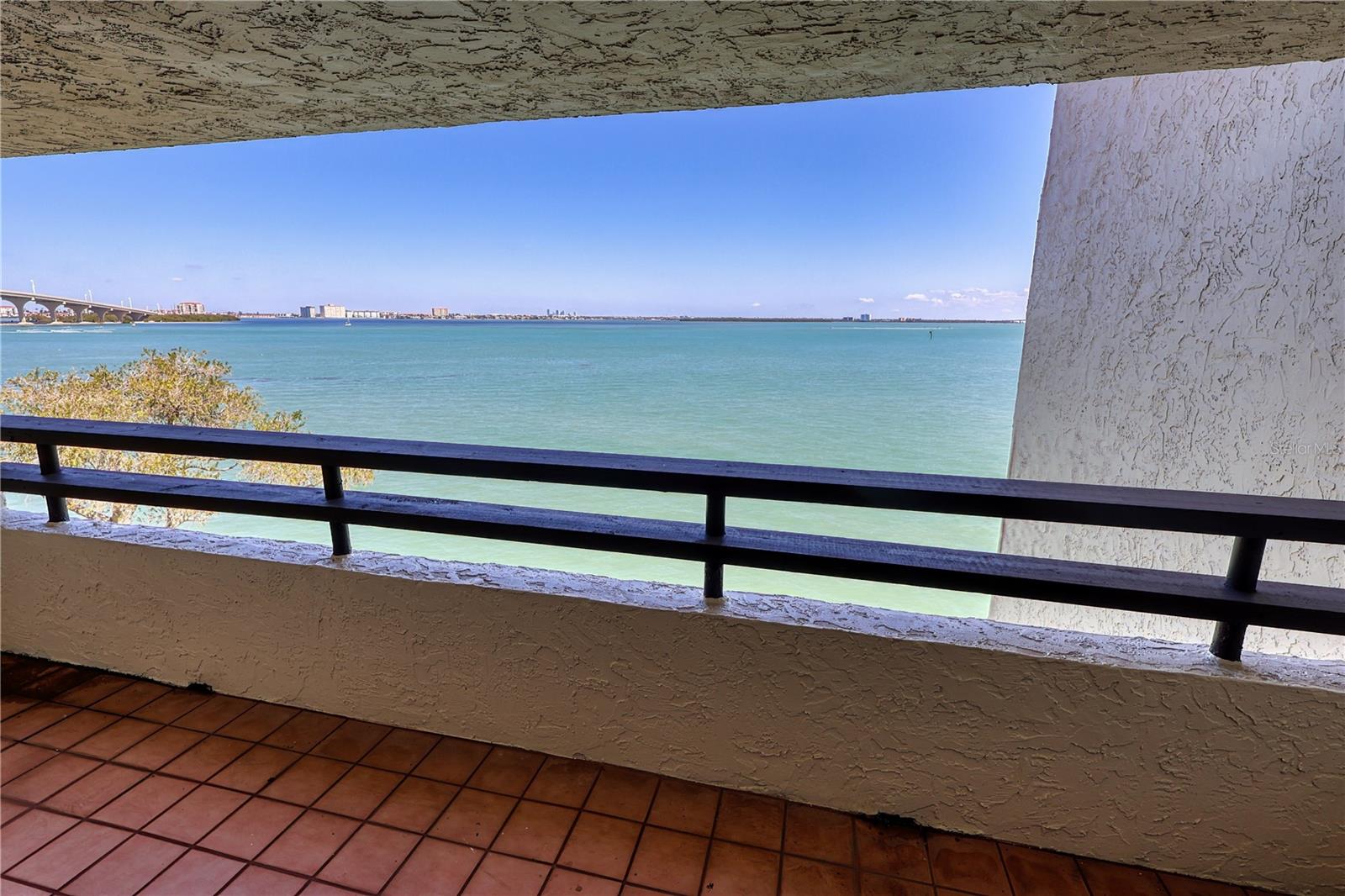 131 1ST ST E #102, ST PETERSBURG, FL, 33715