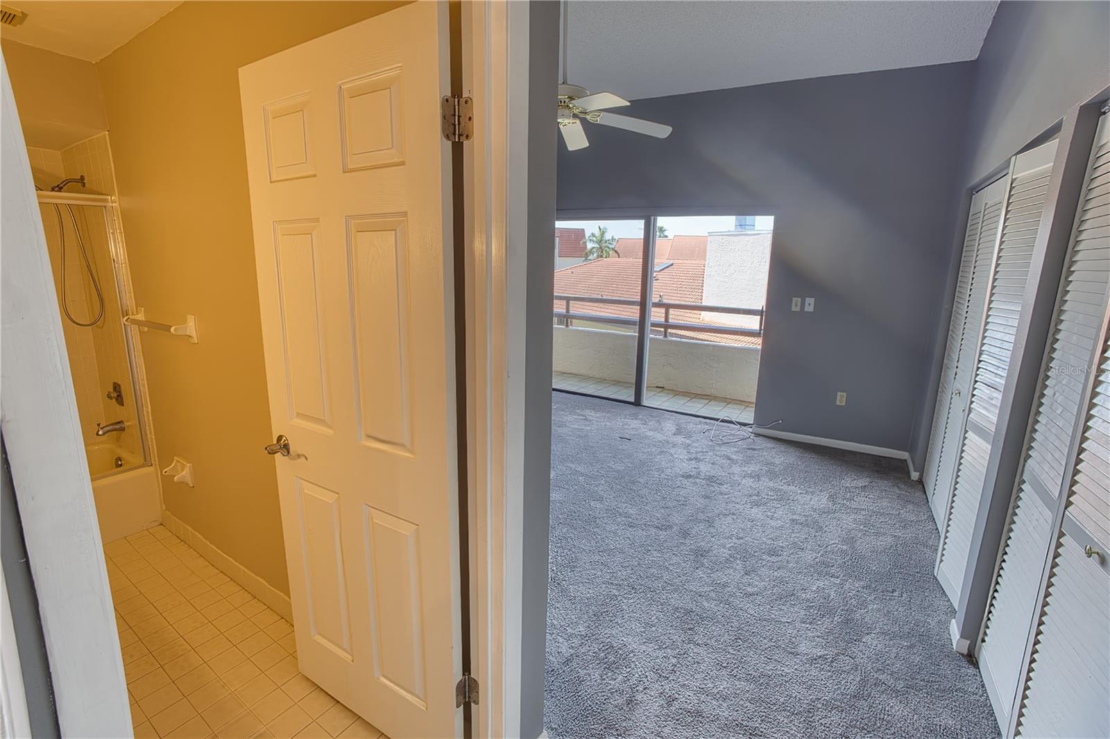 131 1ST ST E #102, ST PETERSBURG, FL, 33715