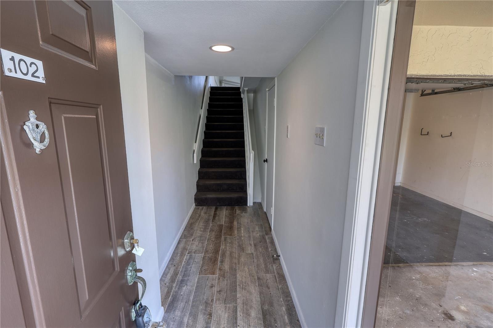 131 1ST ST E #102, ST PETERSBURG, FL, 33715