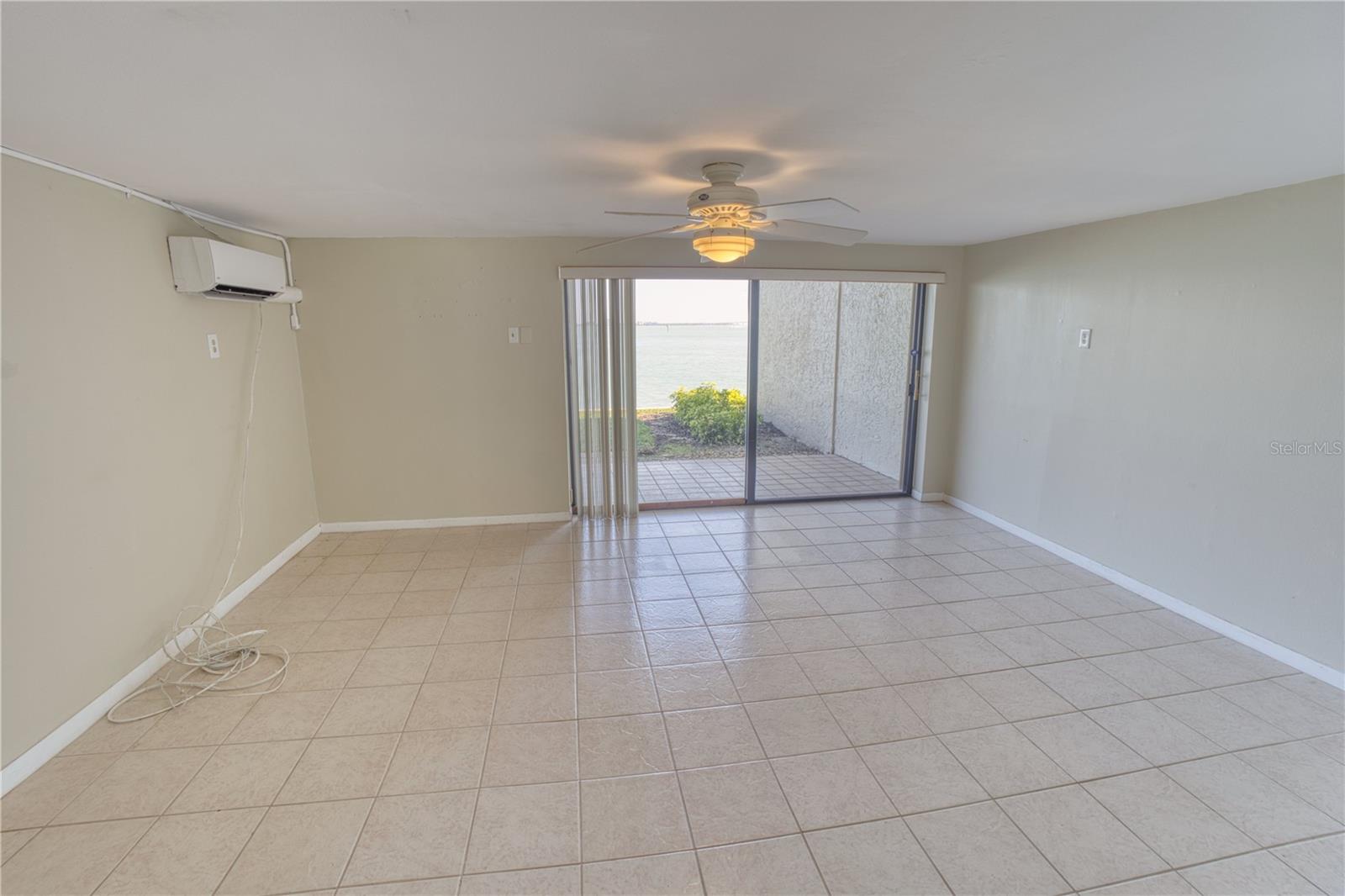 131 1ST ST E #102, ST PETERSBURG, FL, 33715