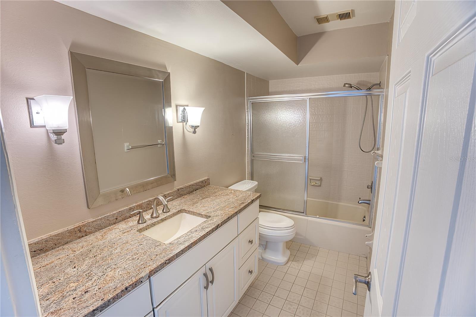 131 1ST ST E #102, ST PETERSBURG, FL, 33715