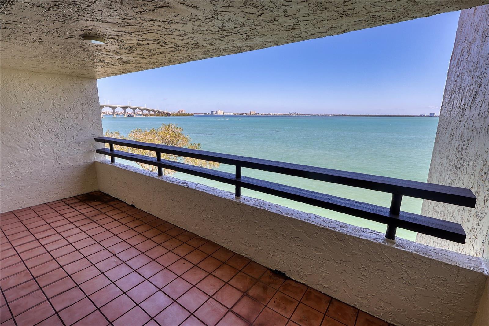 131 1ST ST E #102, ST PETERSBURG, FL, 33715