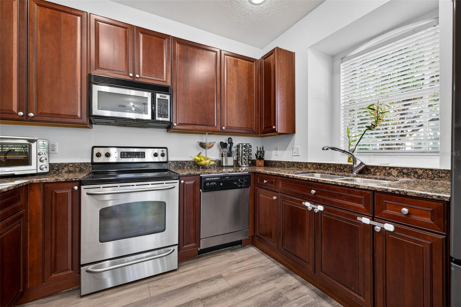 204 ROCK GARDEN PL #1, TAMPA, FL, 33609