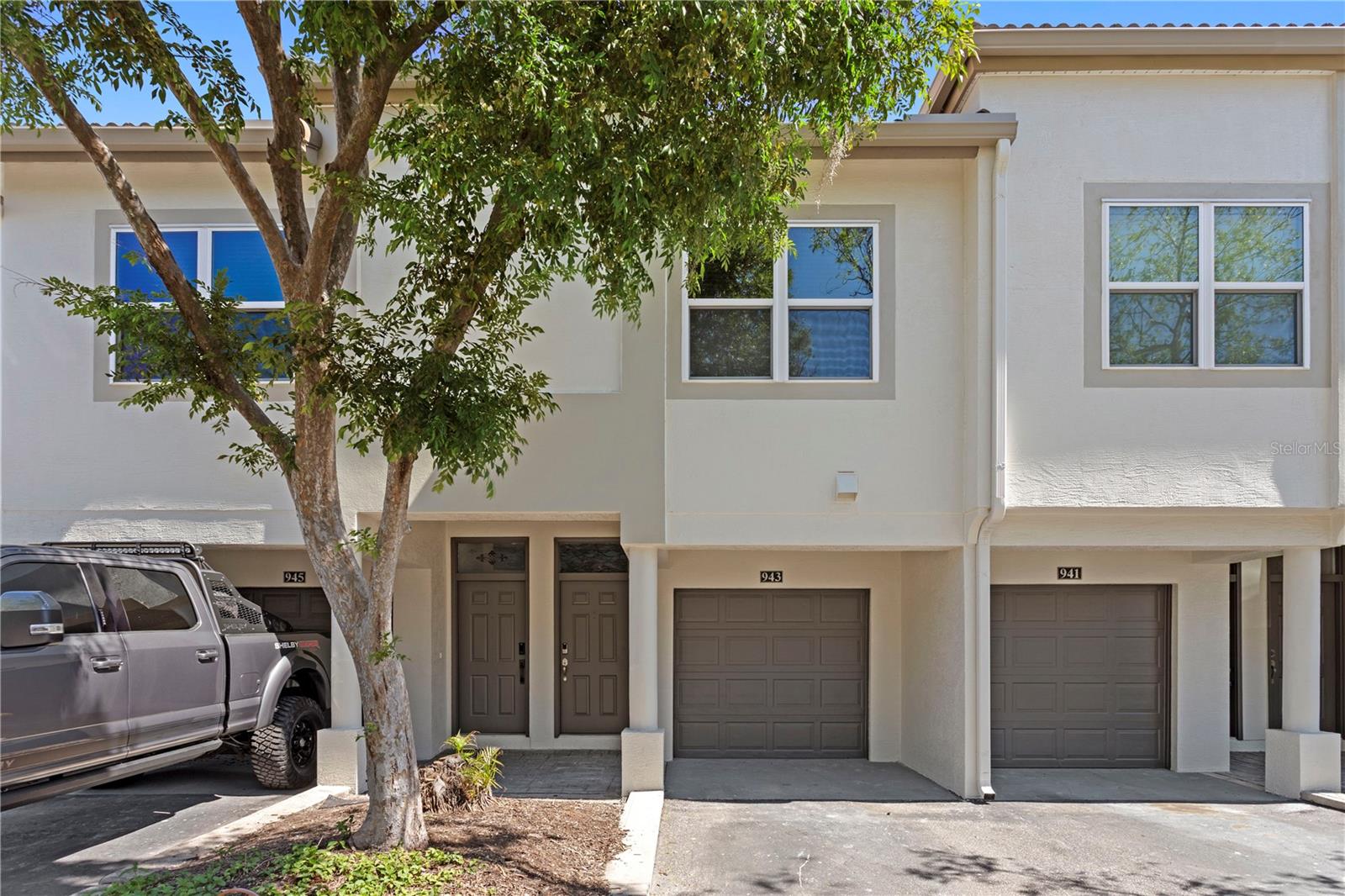 943 NORMANDY TRACE RD, TAMPA, FL, 33602