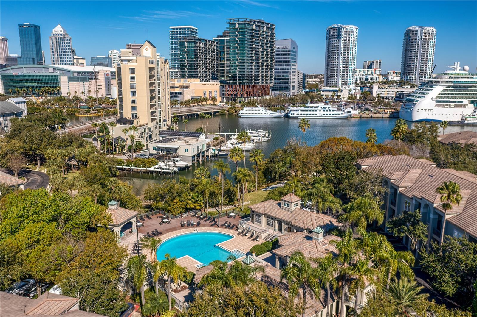 943 NORMANDY TRACE RD, TAMPA, FL, 33602