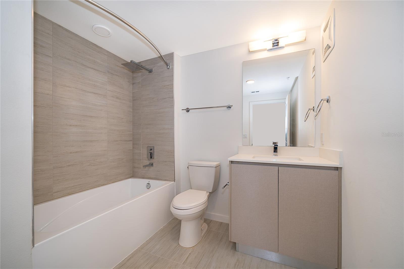 5579 MILLENIA PARK BLVD #216, ORLANDO, FL, 32839