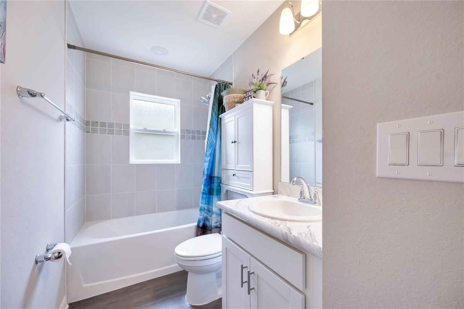 2096 GOLDEN BEAK DR, EAGLE LAKE, FL, 33839