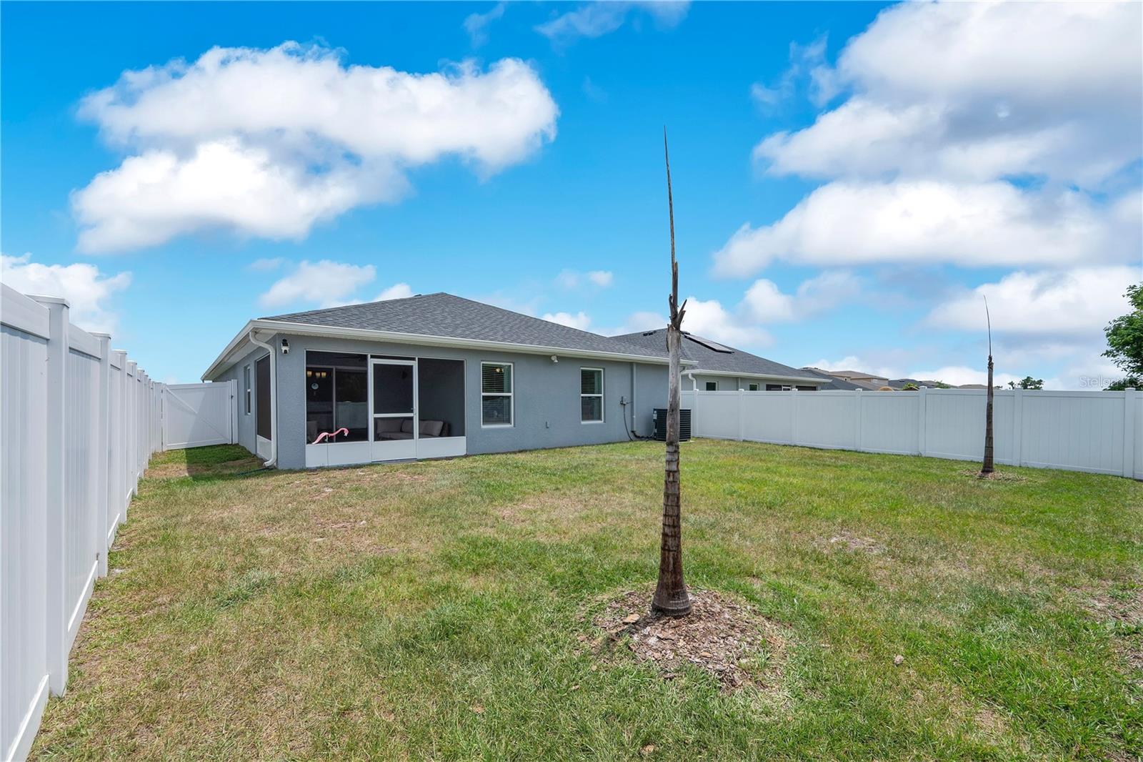 2096 GOLDEN BEAK DR, EAGLE LAKE, FL, 33839