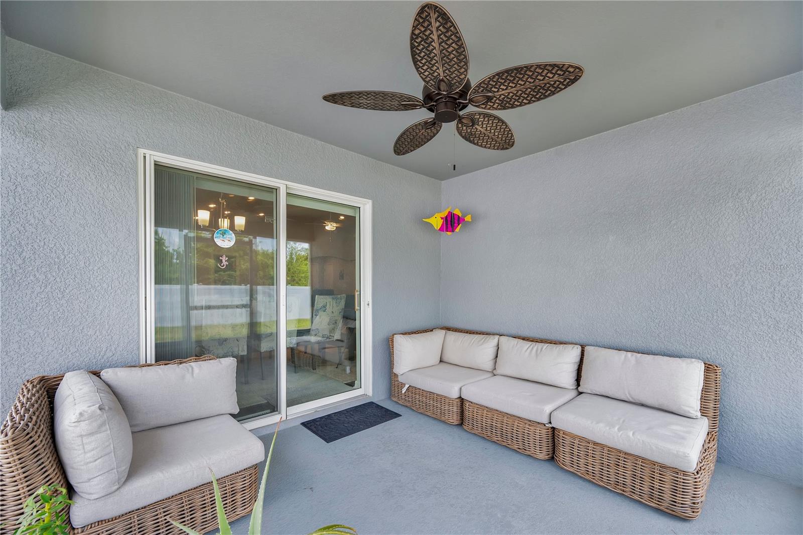 2096 GOLDEN BEAK DR, EAGLE LAKE, FL, 33839