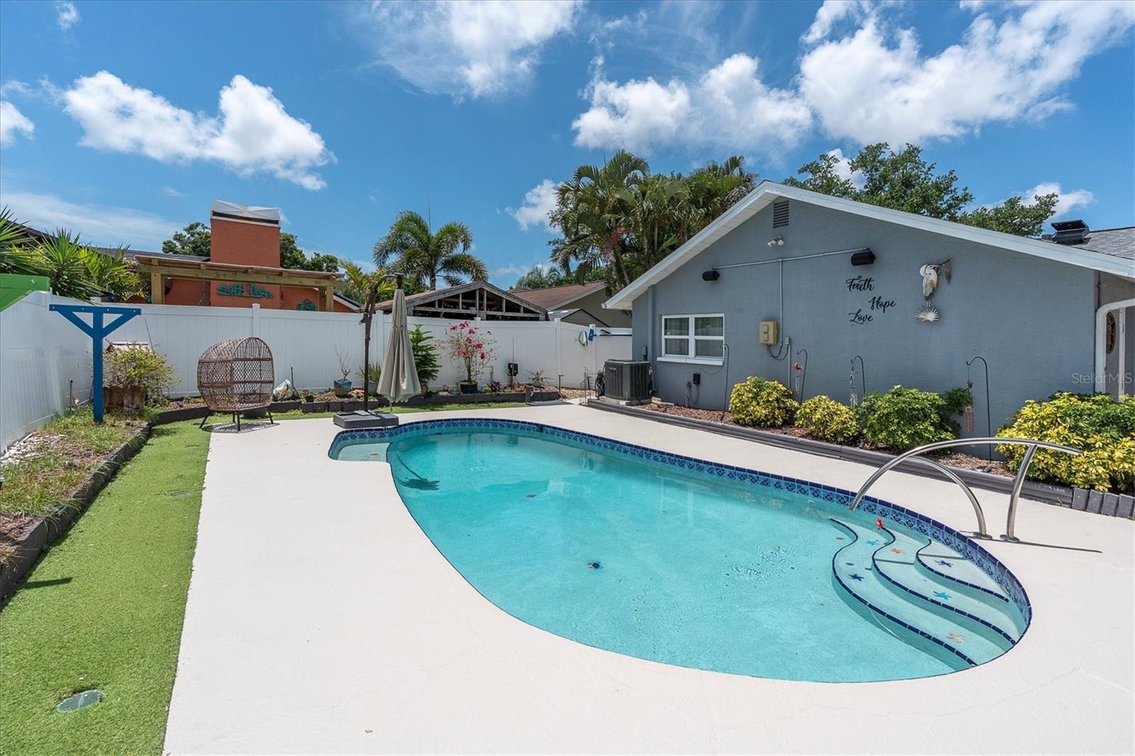 12107 72ND WAY, LARGO, FL, 33773