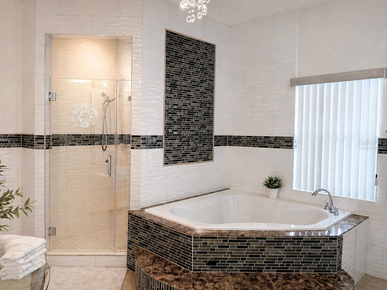 5550 64TH AVE N, PINELLAS PARK, FL, 33781