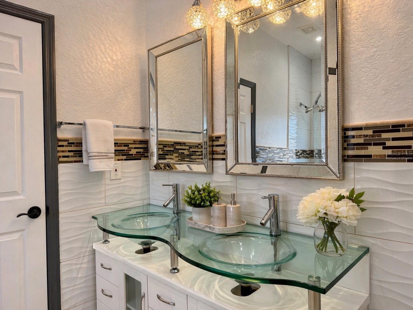 5550 64TH AVE N, PINELLAS PARK, FL, 33781