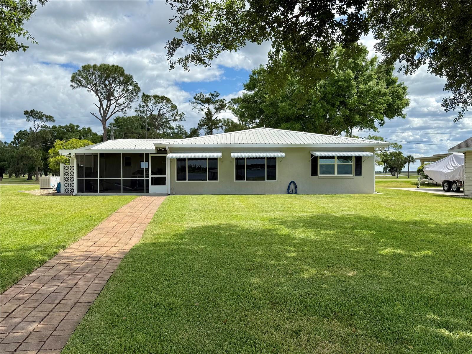 77 W LAKE DAMON DR, AVON PARK, FL, 33825