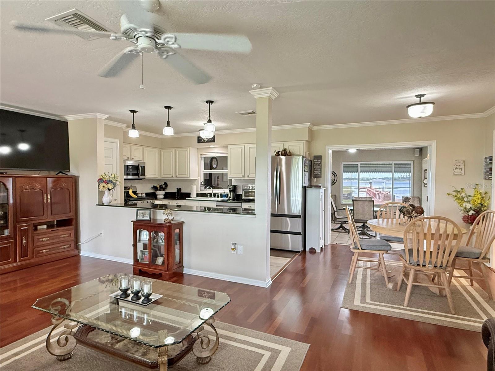 77 W LAKE DAMON DR, AVON PARK, FL, 33825