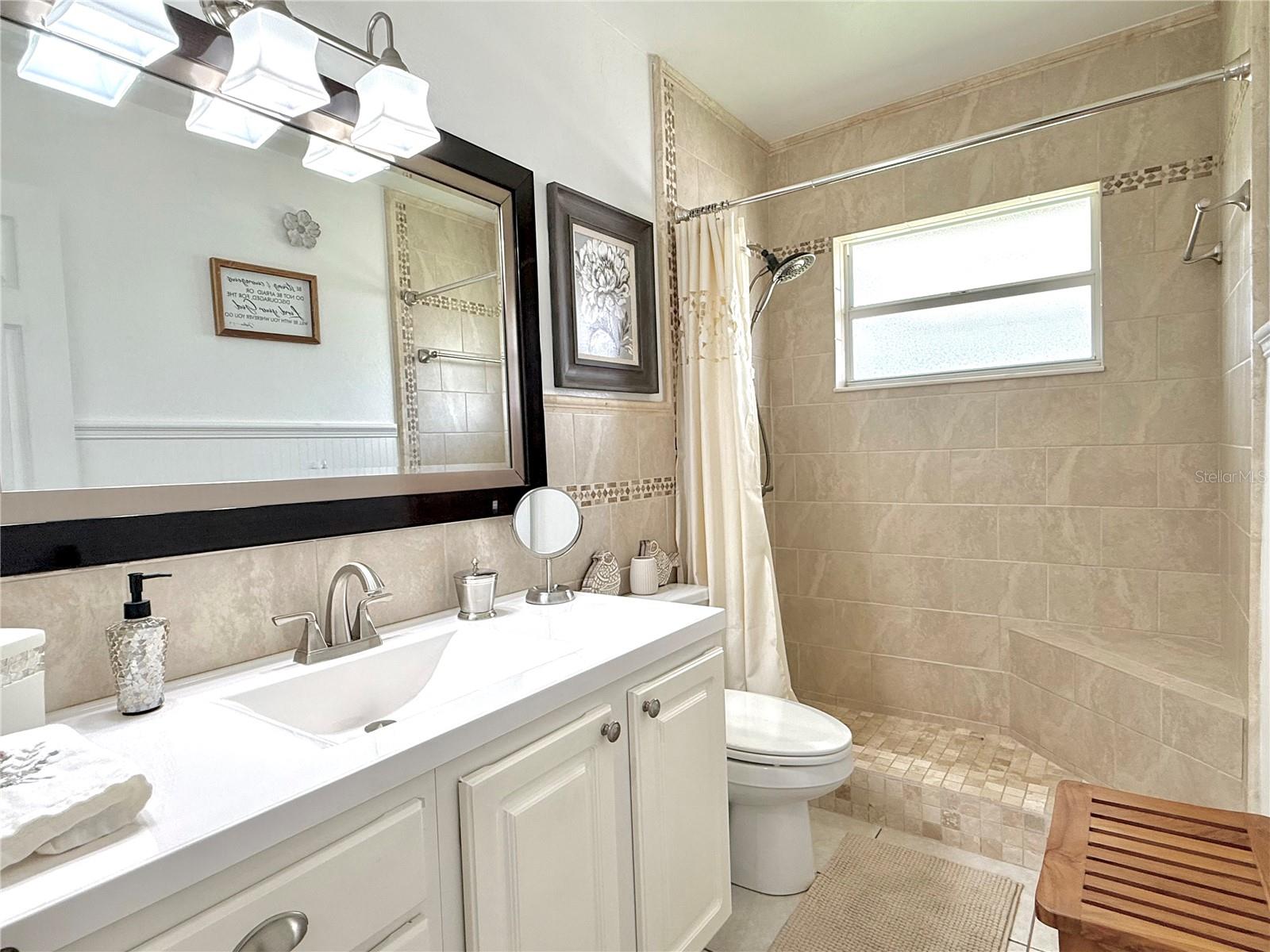 77 W LAKE DAMON DR, AVON PARK, FL, 33825