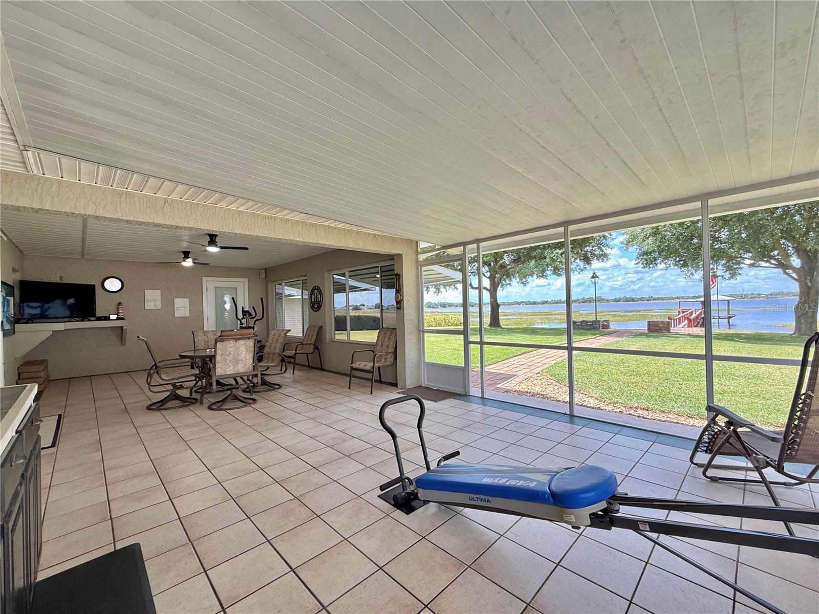 77 W LAKE DAMON DR, AVON PARK, FL, 33825