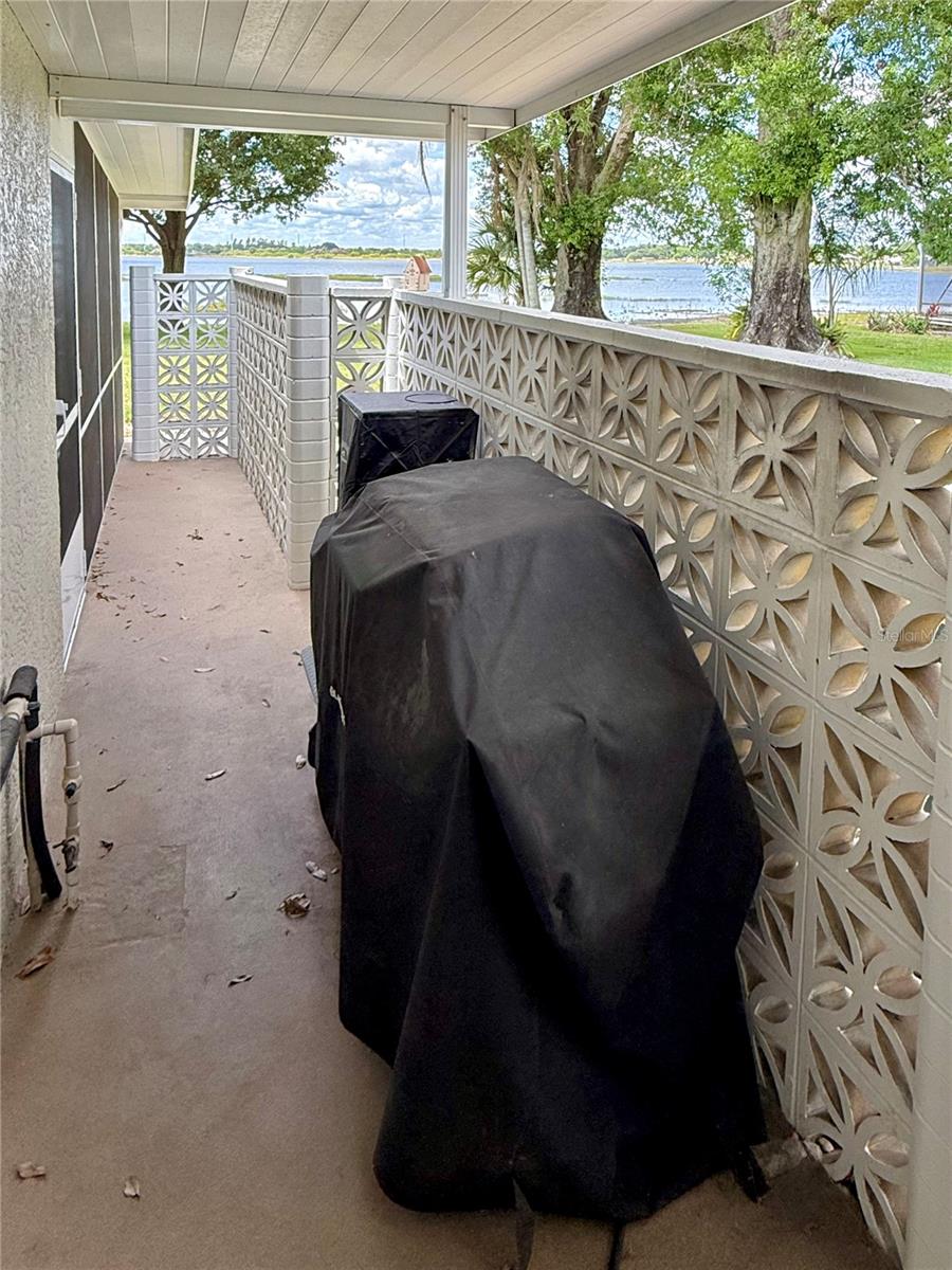 77 W LAKE DAMON DR, AVON PARK, FL, 33825