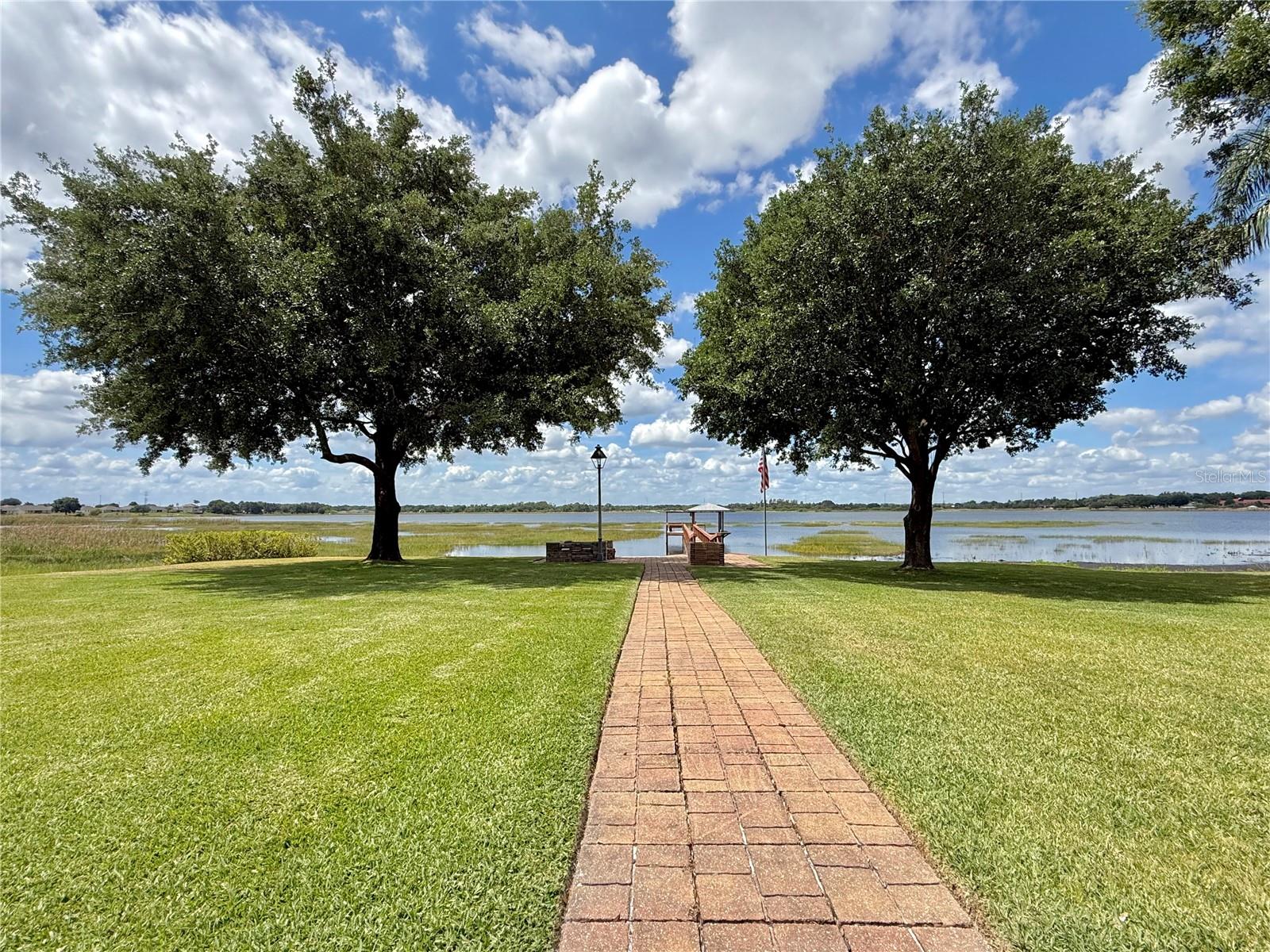 77 W LAKE DAMON DR, AVON PARK, FL, 33825