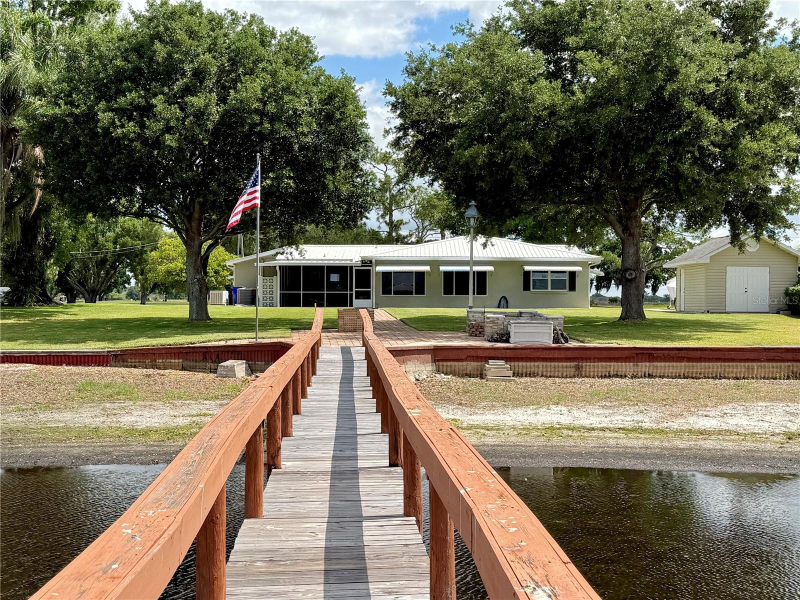 77 W LAKE DAMON DR, AVON PARK, FL, 33825