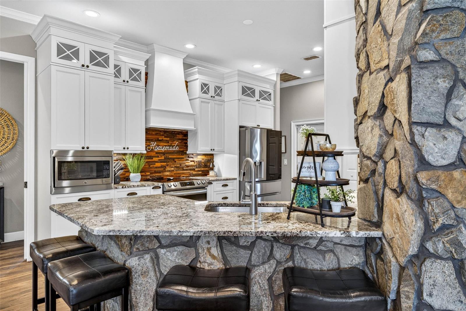 11311 GRANDVIEW DR, DADE CITY, FL, 33525