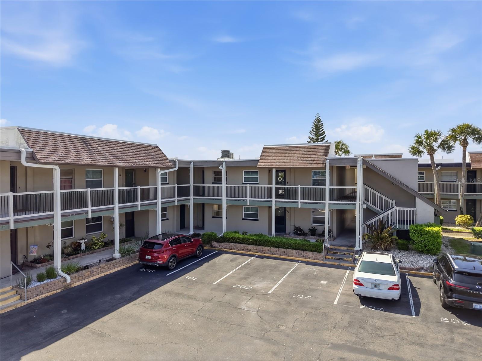 1028 APOLLO BEACH BLVD #203, APOLLO BEACH, FL, 33572