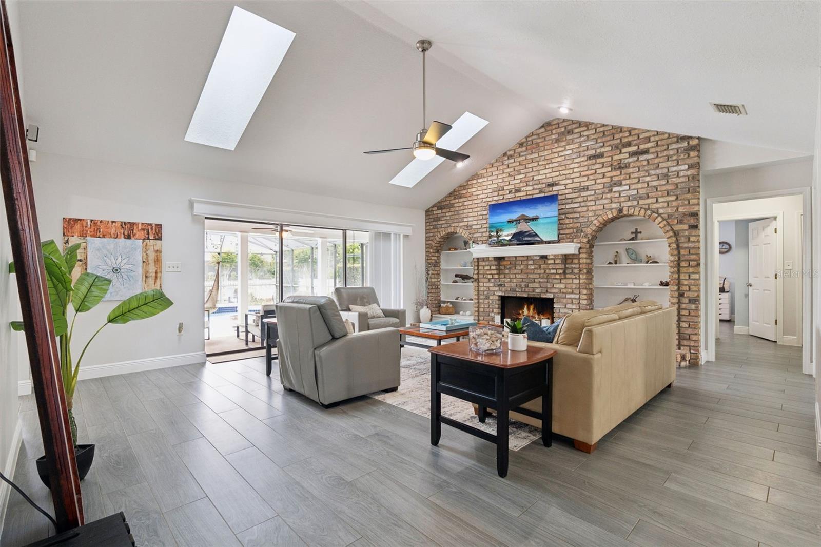 490 WEKIVA COVE RD, LONGWOOD, FL, 32779