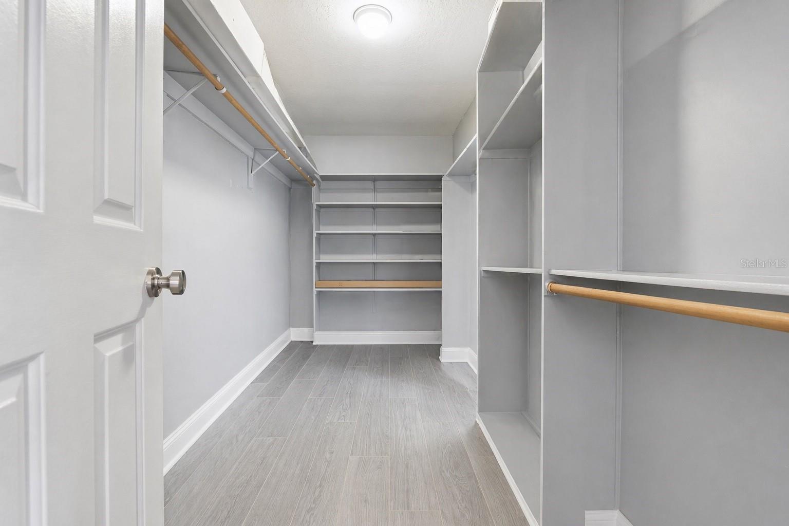 490 WEKIVA COVE RD, LONGWOOD, FL, 32779