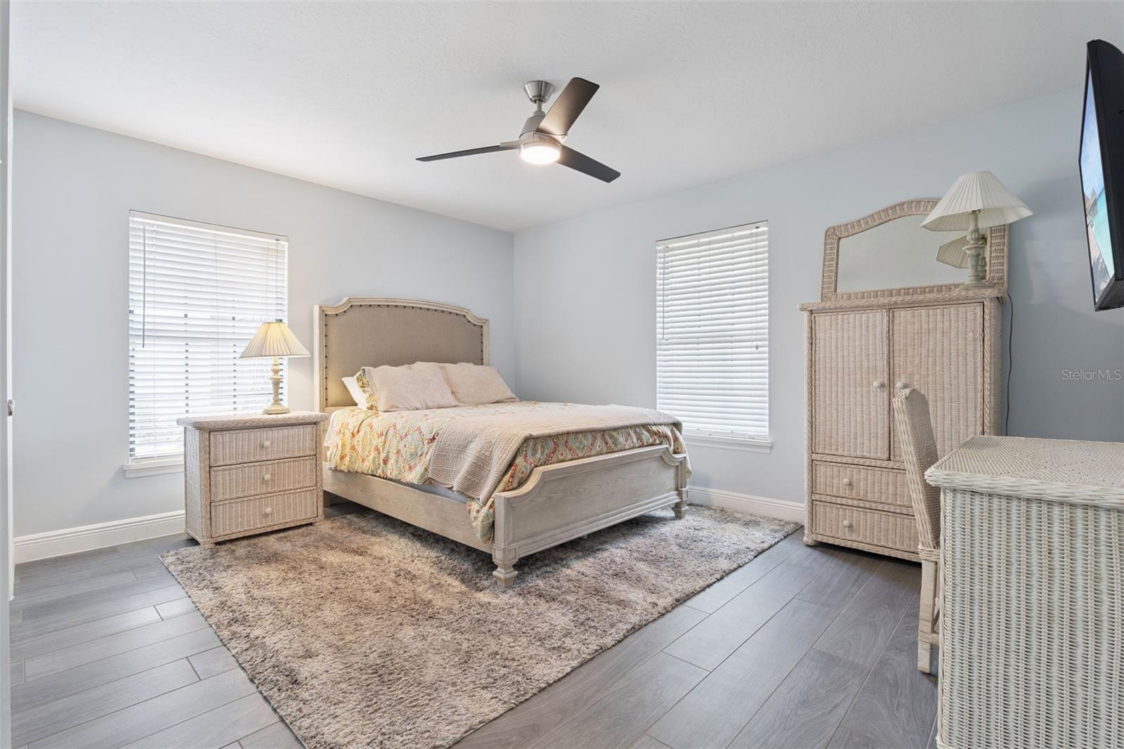 490 WEKIVA COVE RD, LONGWOOD, FL, 32779