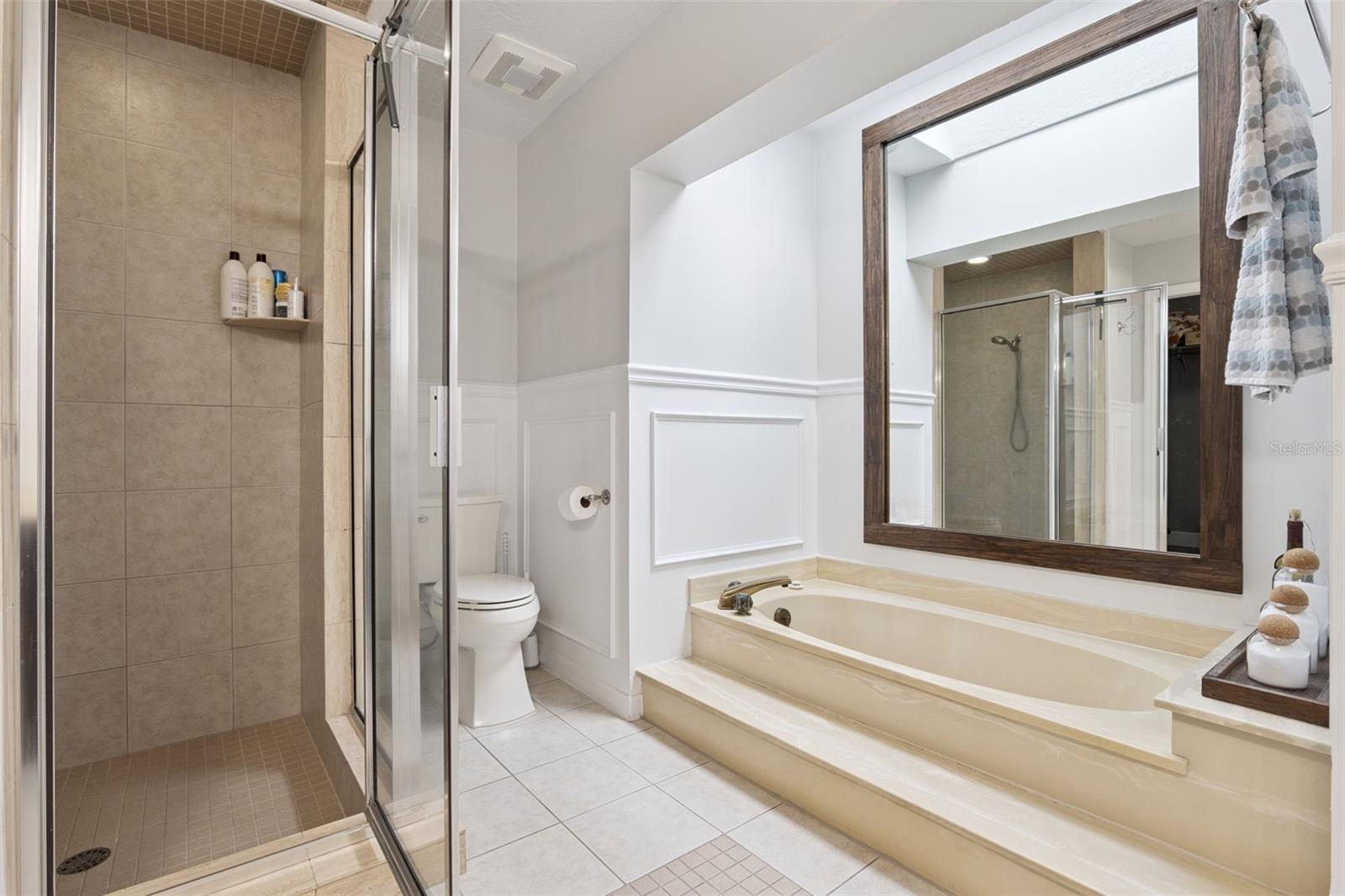 490 WEKIVA COVE RD, LONGWOOD, FL, 32779