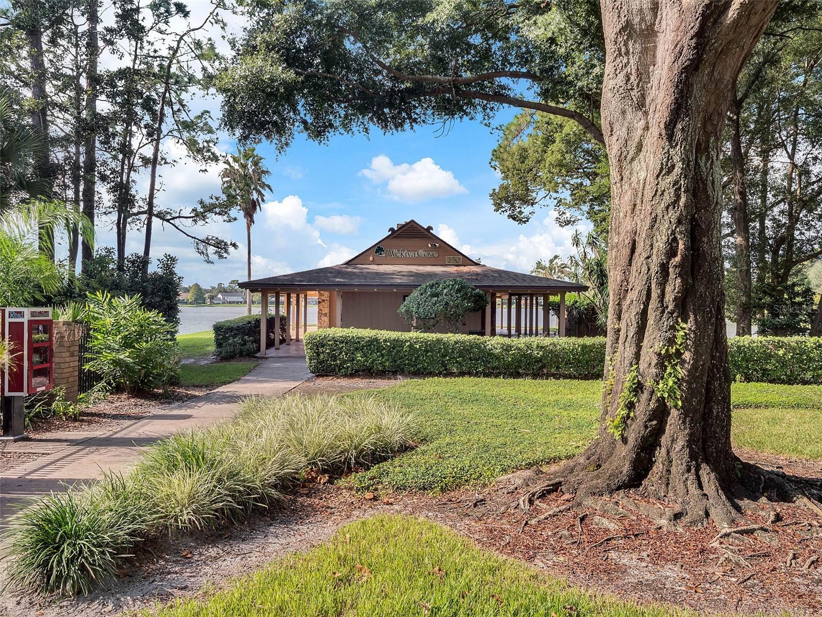 490 WEKIVA COVE RD, LONGWOOD, FL, 32779