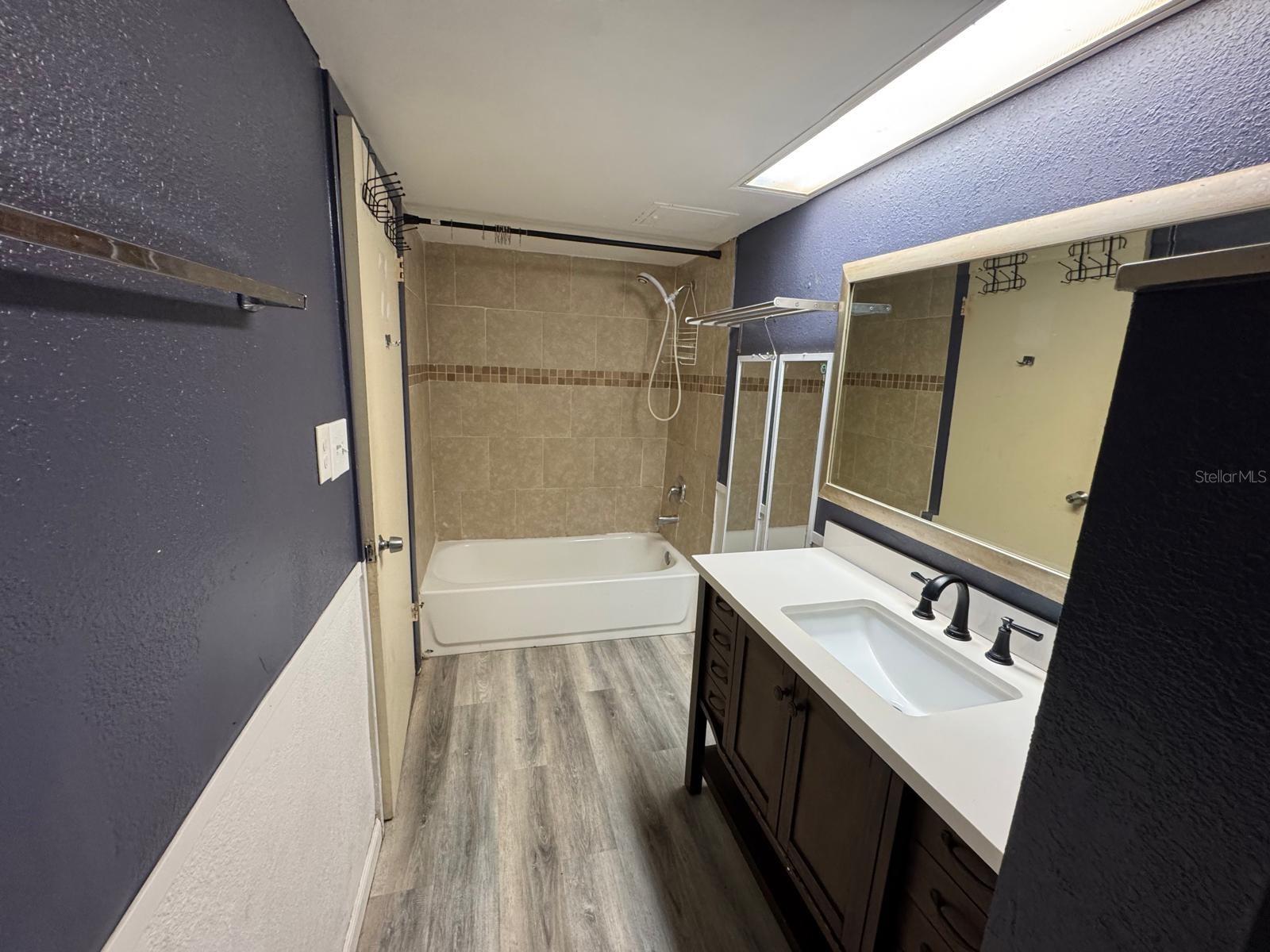 8421 S ORANGE BLOSSOM TRL #420, ORLANDO, FL, 32809