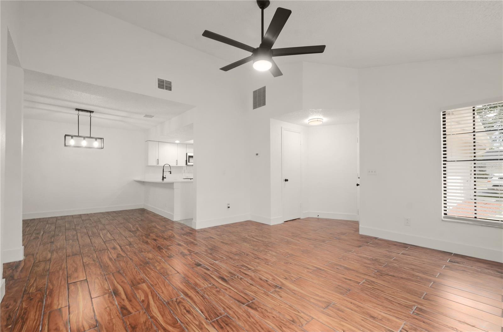 4583 HERITAGE OAK DR, ORLANDO, FL, 32808